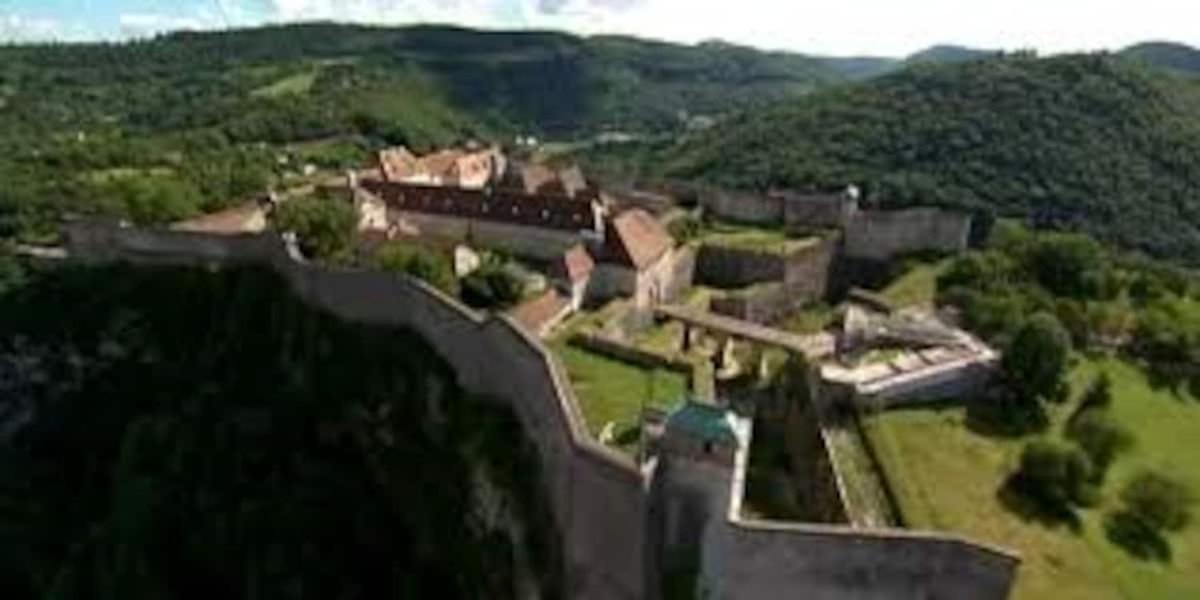 3 Etoiles 